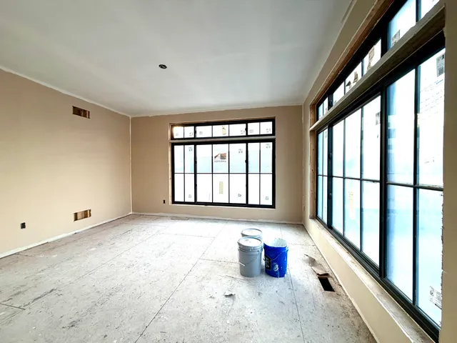 $609,000 | 23379 Primrose Lane, Trenton, MI 48183