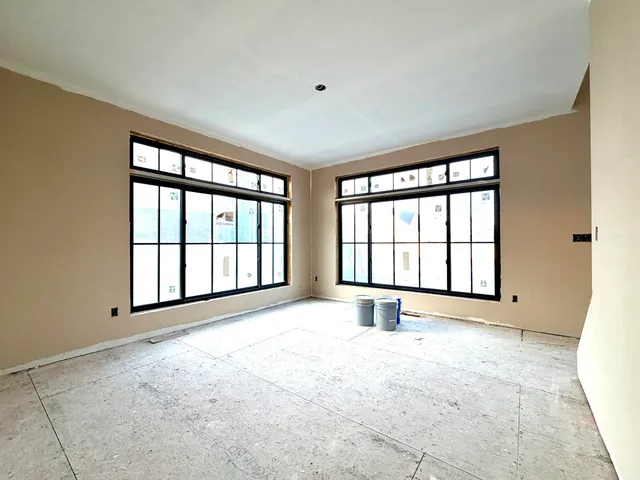 $609,000 | 23379 Primrose Lane, Trenton, MI 48183