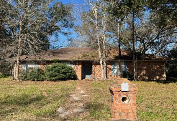 $108,700 | 676 Church Street, Raceland, LA 70394