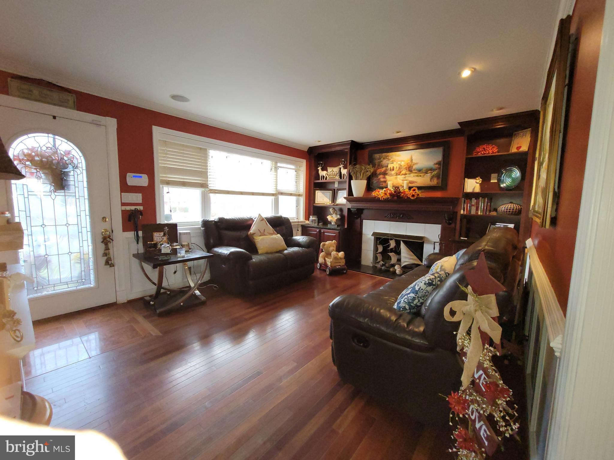 8411 Leland Road Manassas, VA 20111 - Photo 4 of 38 Gallery Image 4