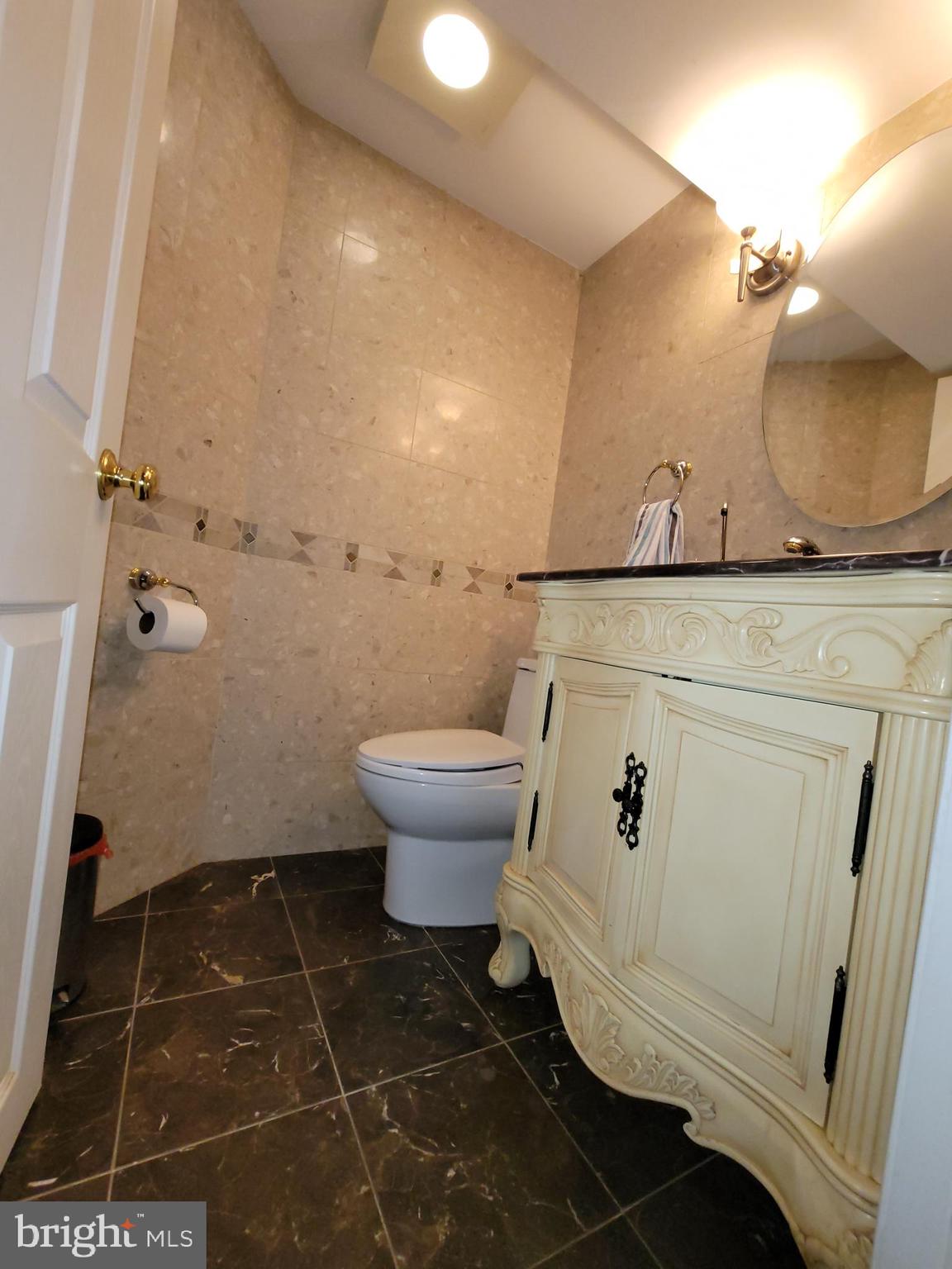 8411 Leland Road Manassas, VA 20111 - Photo 32 of 38 Half bath