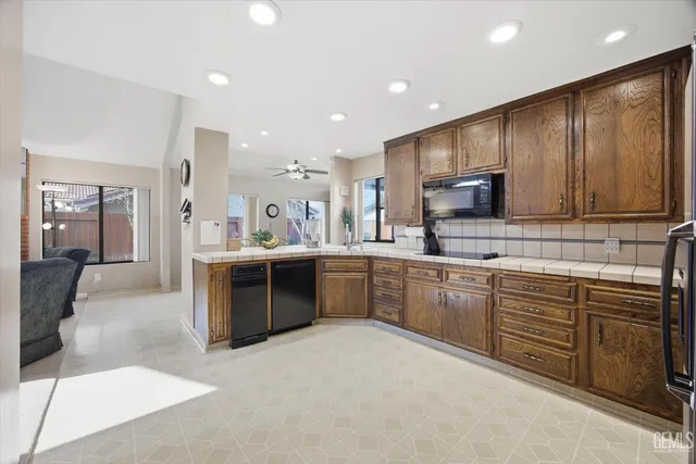 $449,950 | Undisclosed Address, Bakersfield, CA 93309