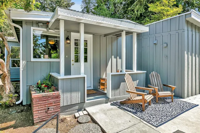 a view of house with a patio