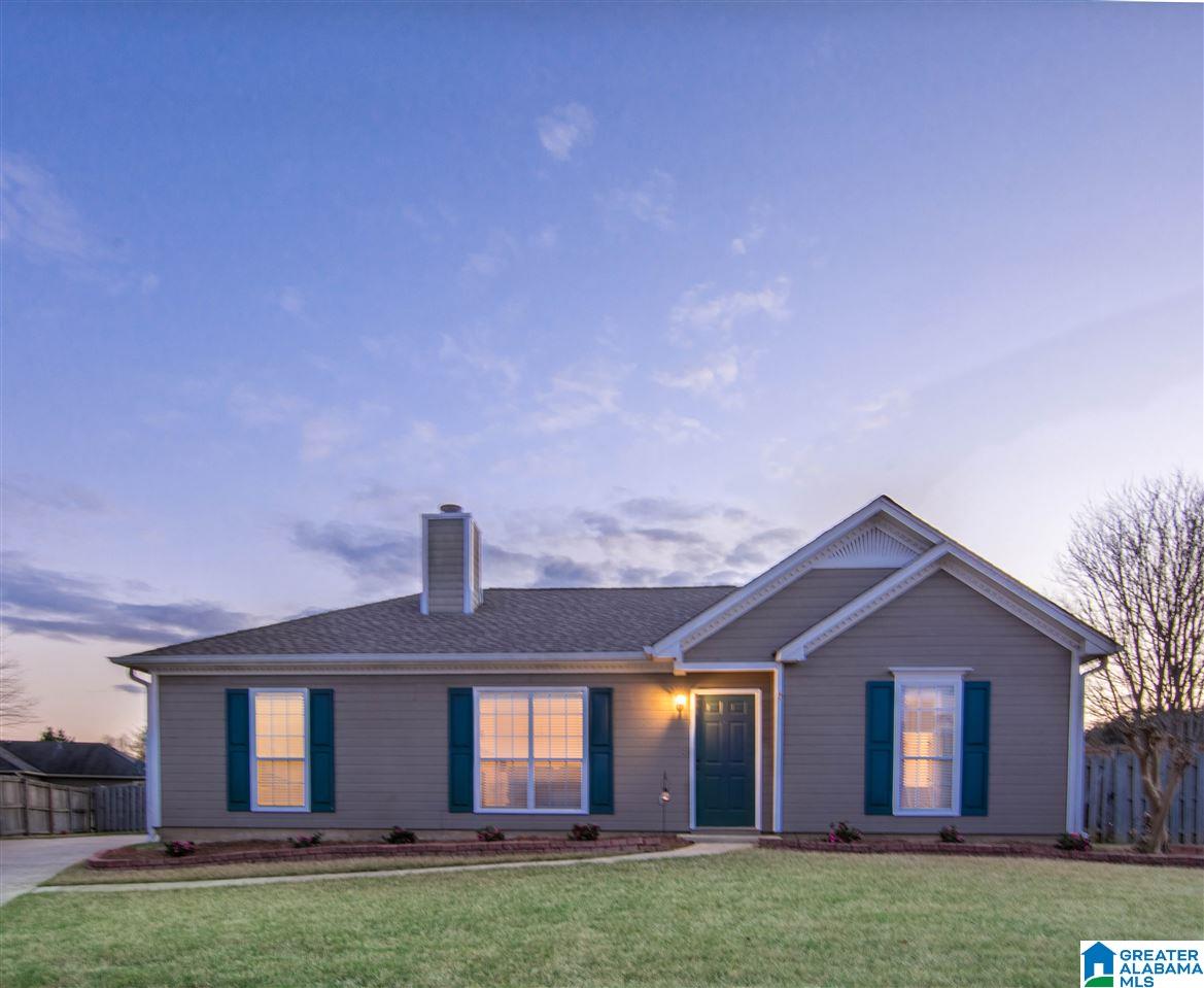 141 West Stonehaven Circle Pelham, AL 35124 - Photo 1 of 19