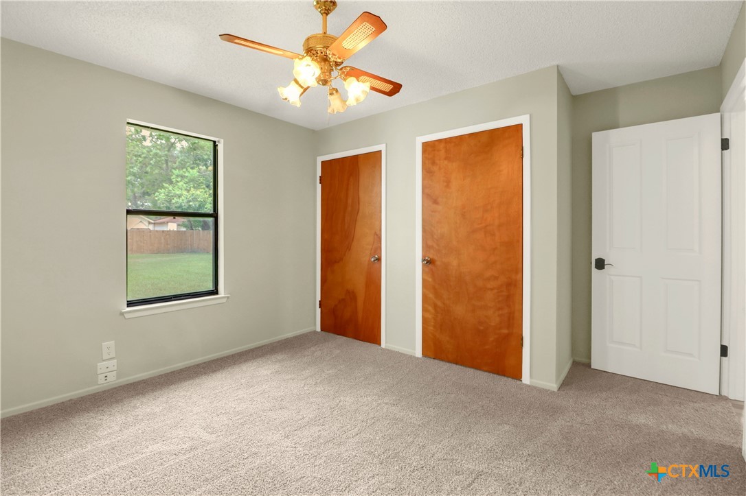 146 Twin Oak Road Seguin, TX 78155 - Photo 17 of 33 Gallery Image 17