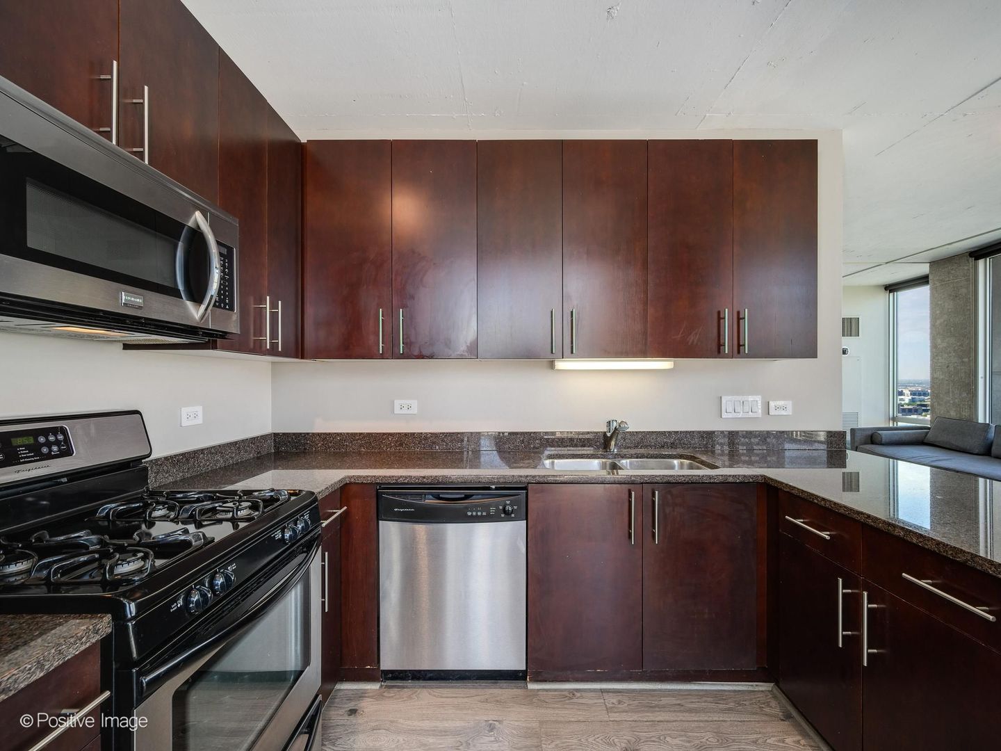 611 South Wells Street, Unit 2504 Chicago, IL 60607 - Photo 11 of 21
