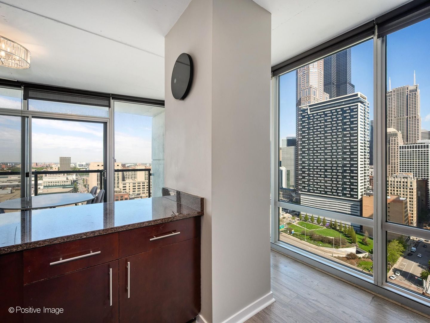 611 South Wells Street, Unit 2504 Chicago, IL 60607 - Photo 12 of 21