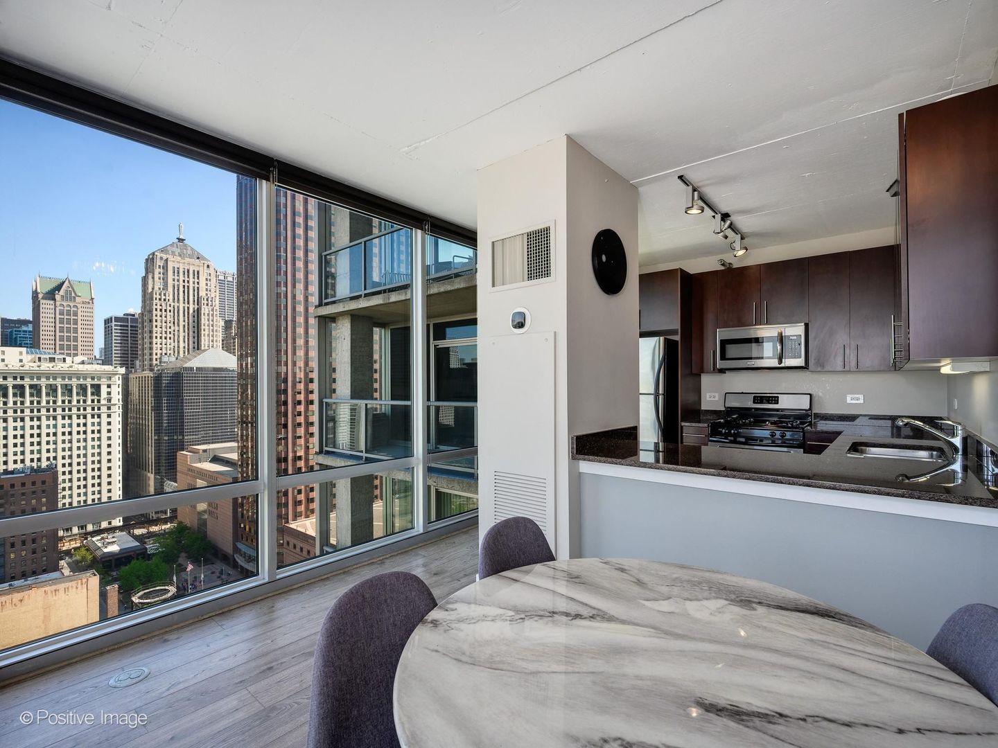 611 South Wells Street, Unit 2504 Chicago, IL 60607 - Photo 9 of 21