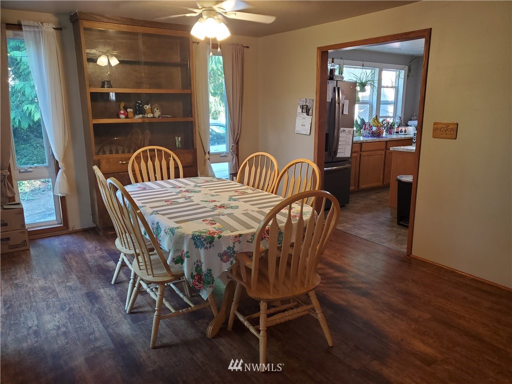 4416 Pacific Way Longview, WA 98632 - Photo 15 of 30 Gallery Image 15