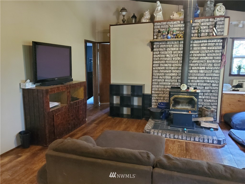 4416 Pacific Way Longview, WA 98632 - Photo 22 of 30 Gallery Image 22