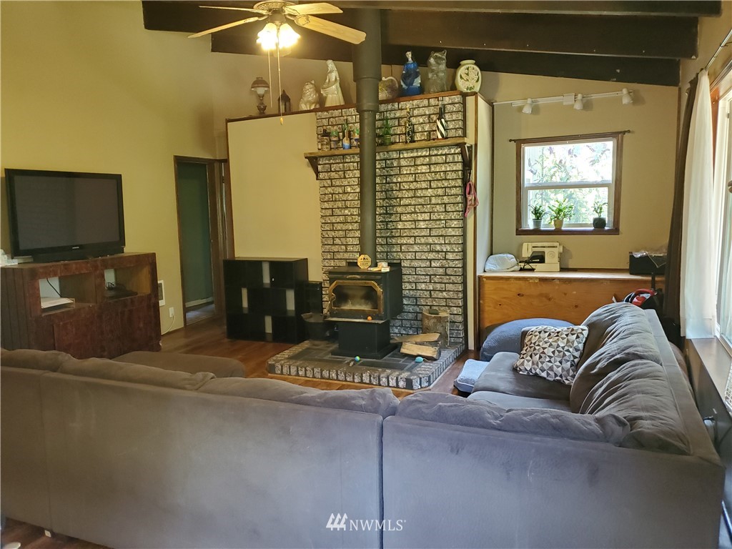 4416 Pacific Way Longview, WA 98632 - Photo 23 of 30 Gallery Image 23