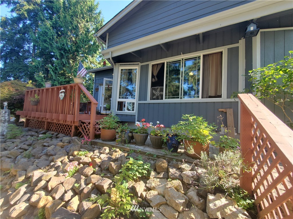 4416 Pacific Way Longview, WA 98632 - Photo 5 of 30 Gallery Image 5