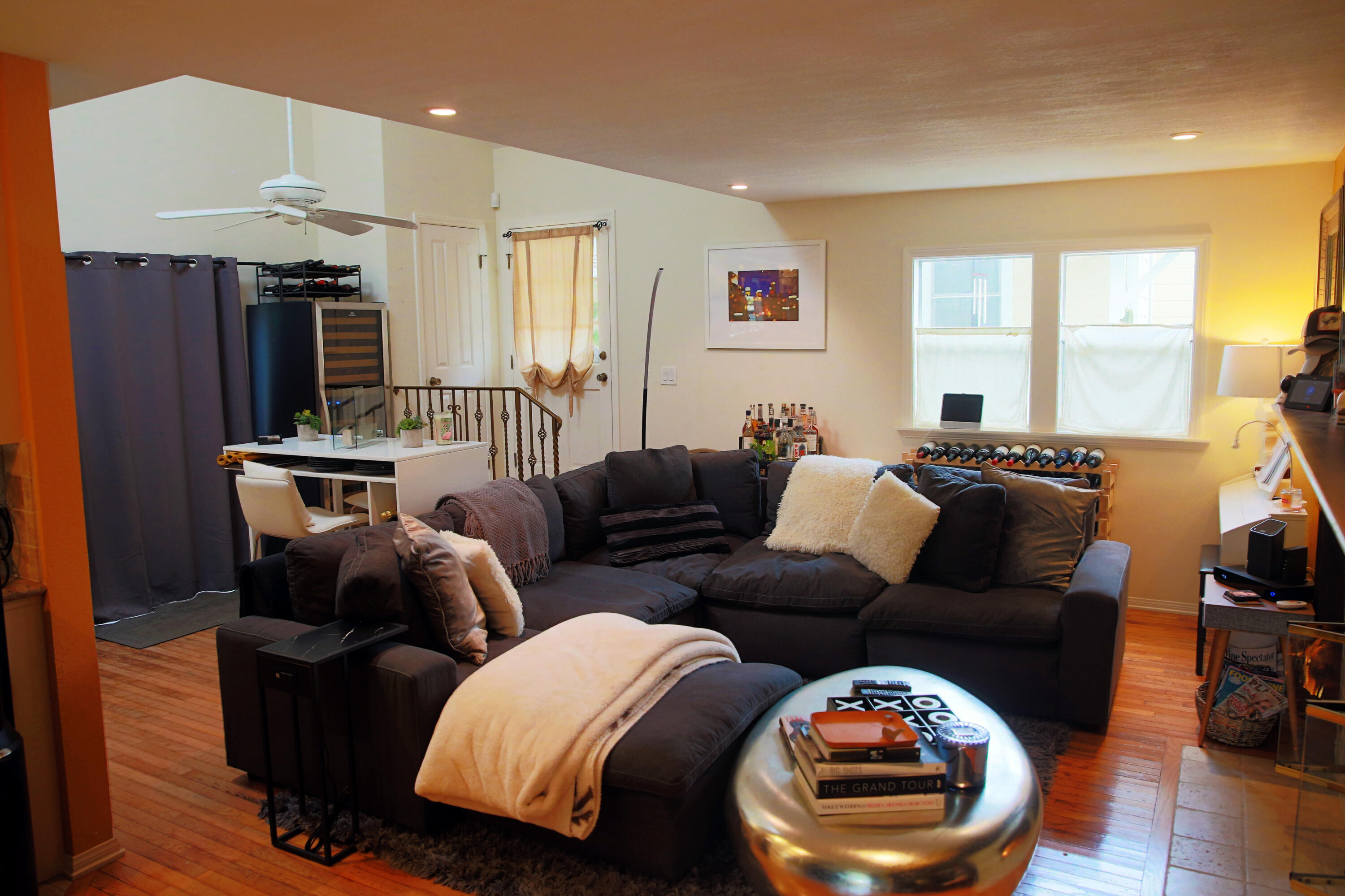 4831 8th Street, Unit 6 Carpinteria, CA 93013 - Photo 3 of 18 Living Room/Great Room