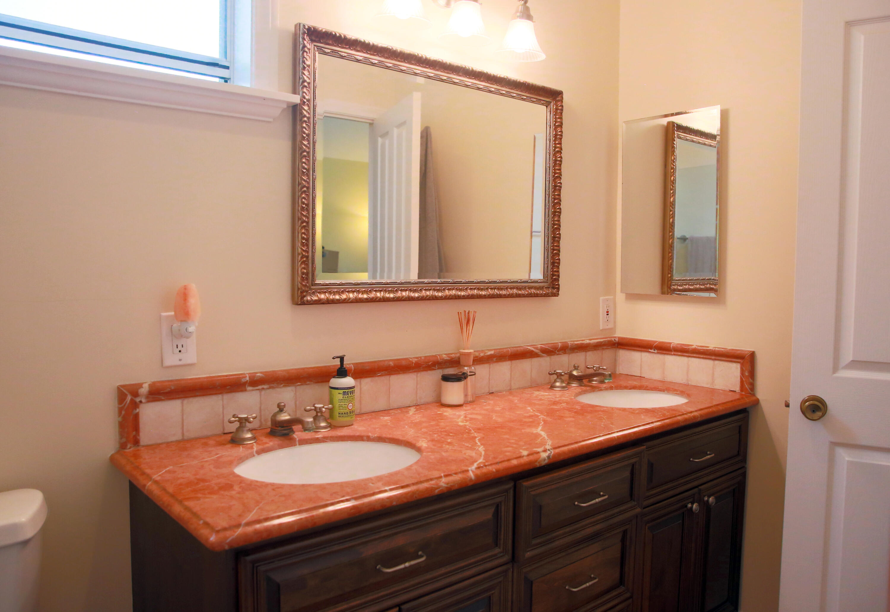 4831 8th Street, Unit 6 Carpinteria, CA 93013 - Photo 8 of 18 Primary Bath