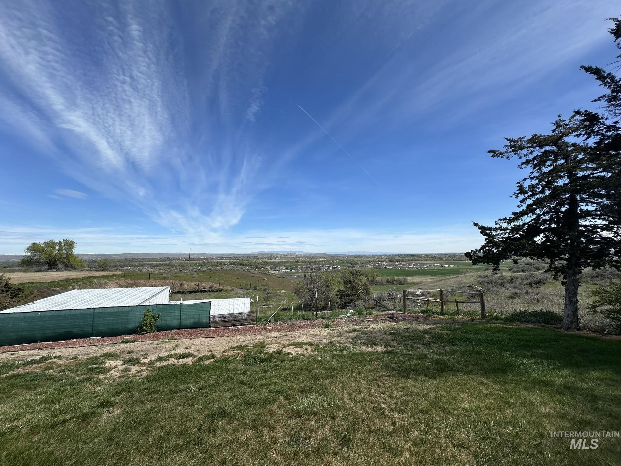 4436 Baker Road Ontario, OR 97914 - Photo 28 of 41 View of yard featuring a view of countryside