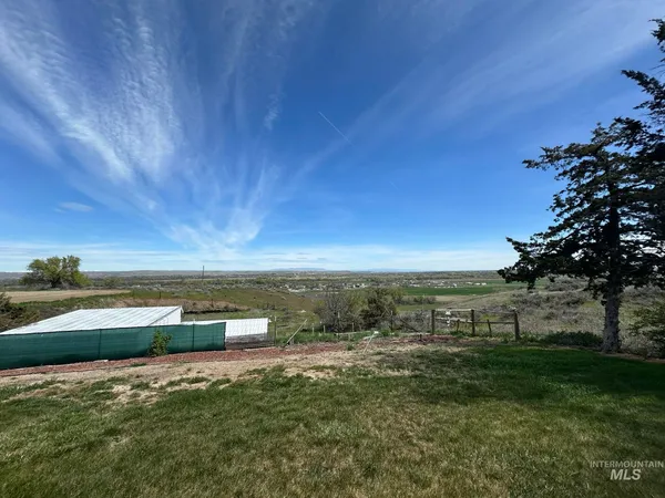$399,900 | 4436 Baker Road, Ontario, OR 97914