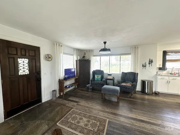 $399,900 | 4436 Baker Road, Ontario, OR 97914