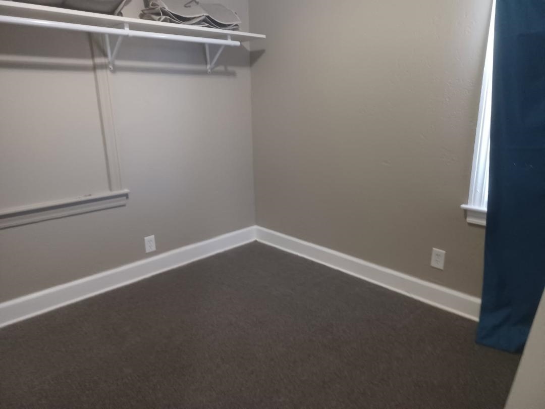 3074 East Atherton Road Burton, MI 48529 - Photo 8 of 9