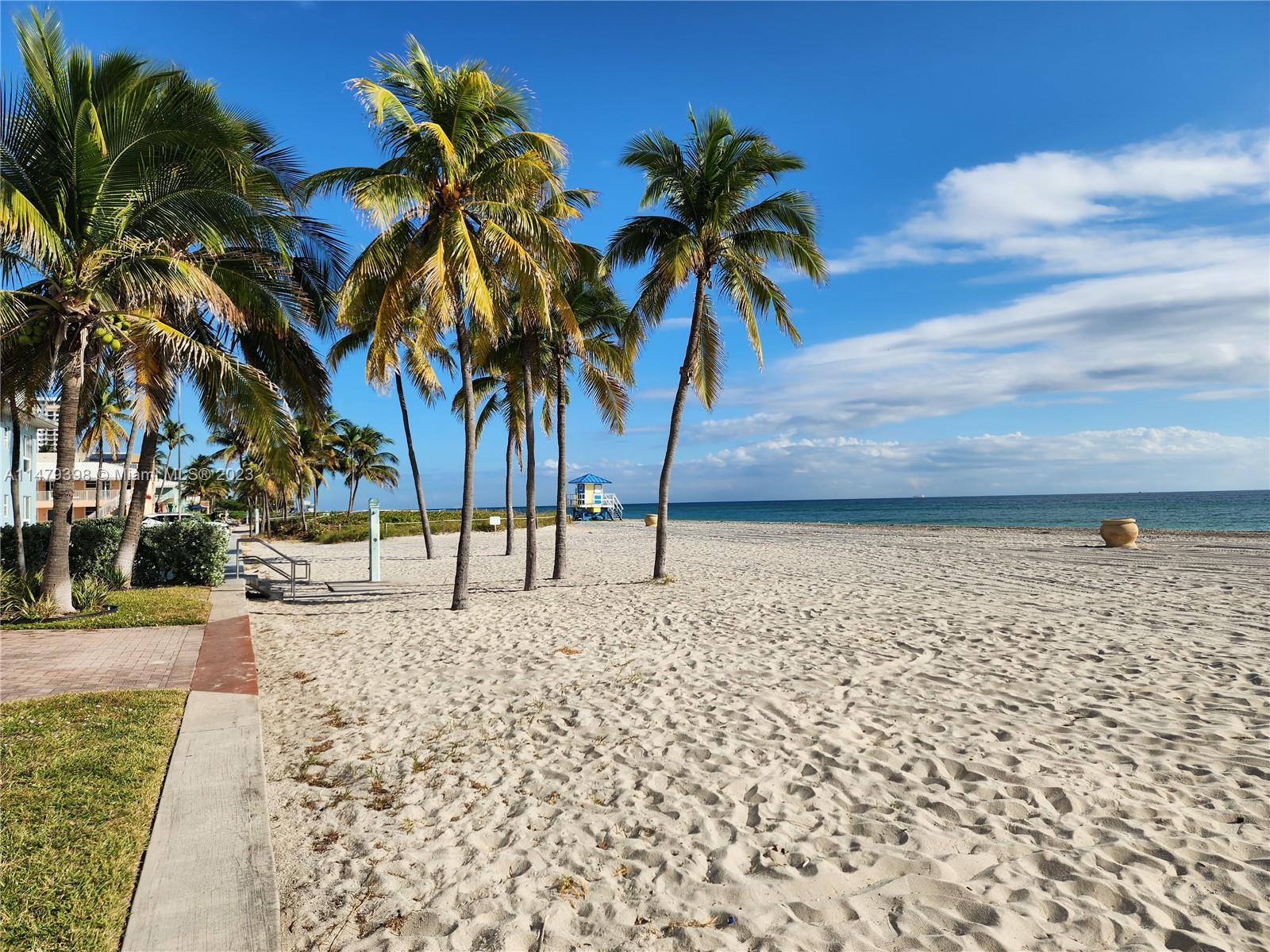 1801 South Surf Road, Unit 1D Hollywood, FL 33019 - Photo 4 of 23 Gallery Image 4