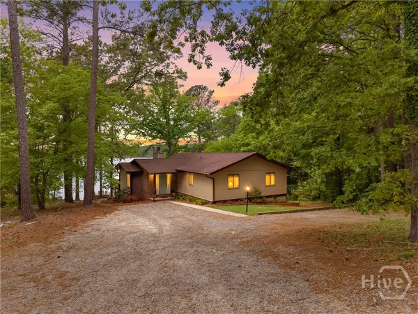 $899,900 | 101 South Stephanie Lane Northeast, Milledgeville, GA 31061