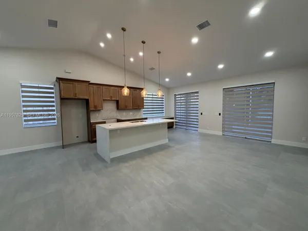 $4,500 | 755 Falling Water Road, Weston, FL 33326
