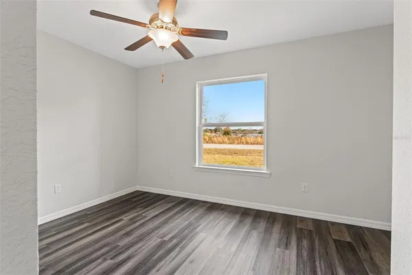 $244,900 | 28 Maple Drive, Ocklawaha, FL 32179