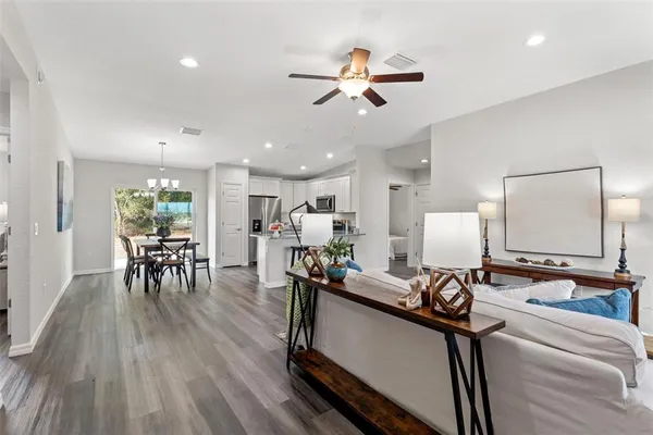 $244,900 | 28 Maple Drive, Ocklawaha, FL 32179