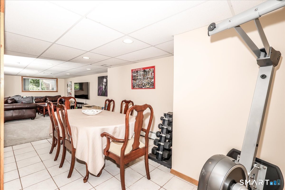 46 Jeanette Road Danbury, CT 06811 - Photo 18 of 35