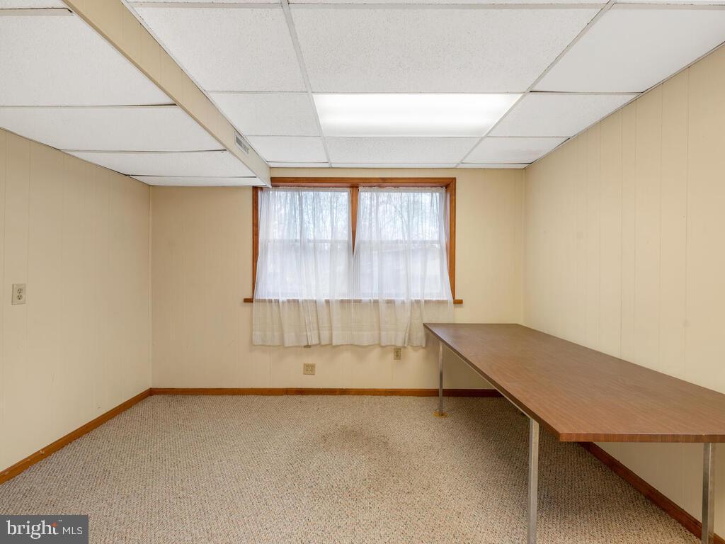 6014 Snowdens Run Road Sykesville, MD 21784 - Photo 38 of 56 Lower level office