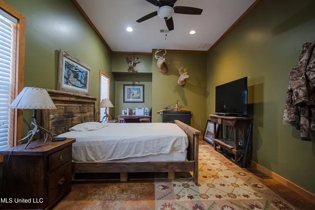 $699,000 | 1640 Rowe Road, Dundee, MS 38626