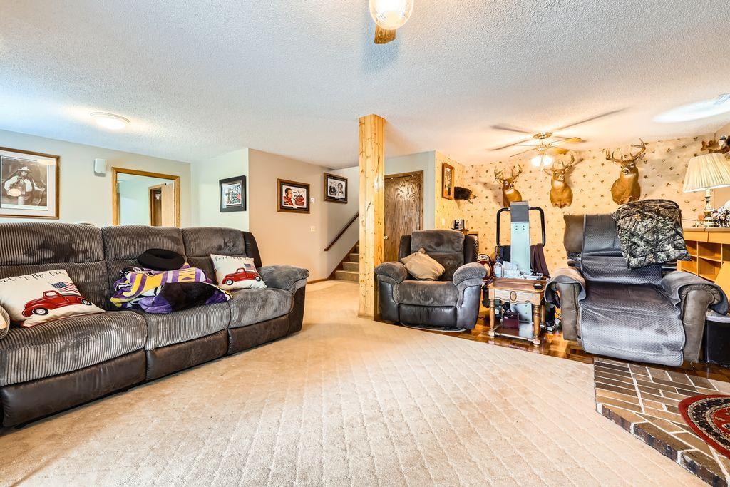 14890 Country Road Rogers, MN 55374 - Photo 19 of 46