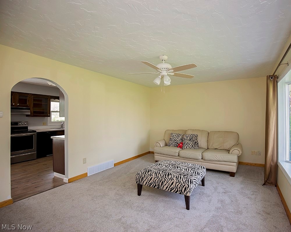 8161 West Ridge Road Elyria, OH 44035 - Photo 6 of 24 Gallery Image 6
