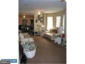 24 Rhodes Avenue Collingdale, PA 19023 - Photo 2 of 8 Gallery Image 2