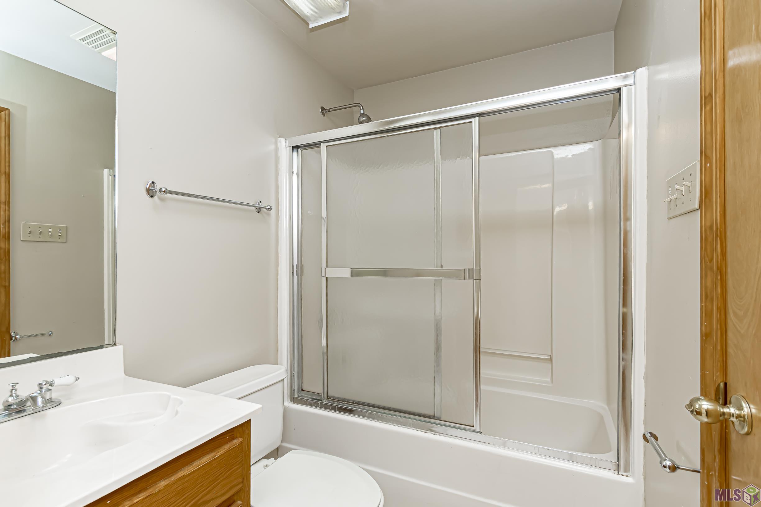10150 Ridgehaven Avenue Baton Rouge, LA 70810 - Photo 12 of 19