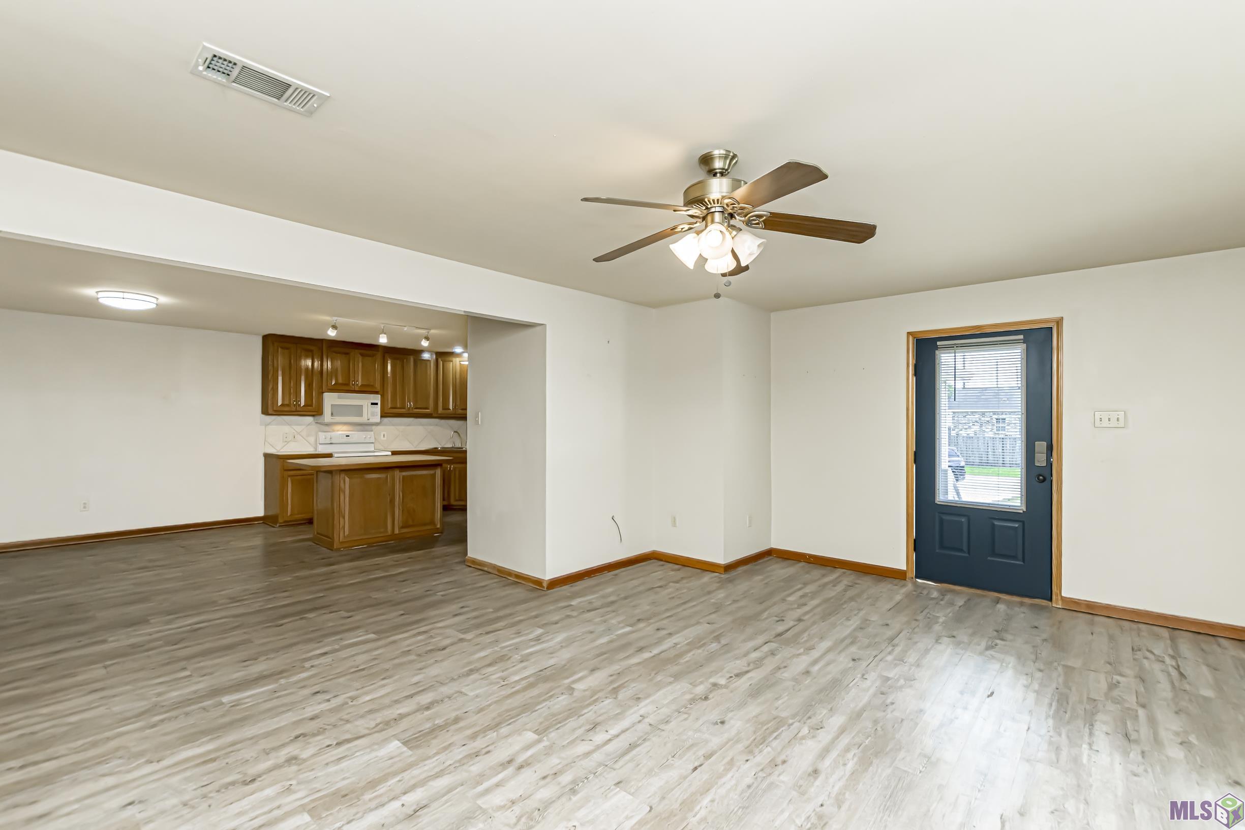 10150 Ridgehaven Avenue Baton Rouge, LA 70810 - Photo 8 of 19