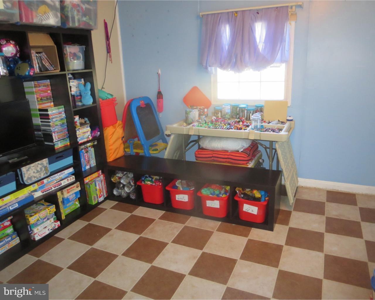 289 Trenton Road Fairless Hills, PA 19030 - Photo 14 of 23 Gallery Image 14