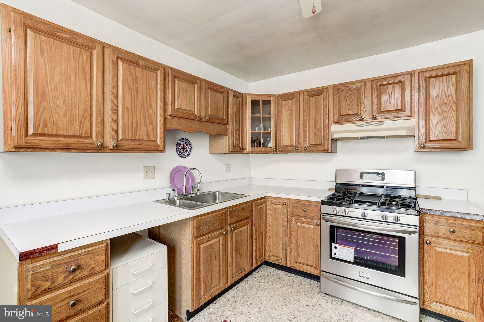 3609 Hineline Road Baltimore, MD 21229 - Photo 11 of 40 Gallery Image 11