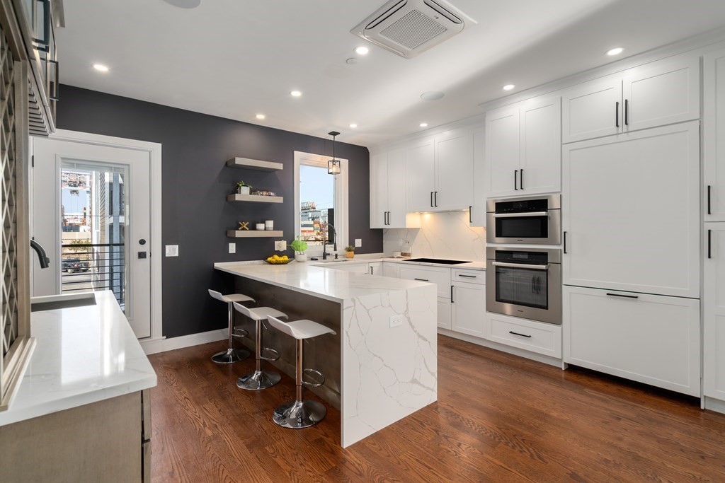 8 Kemble Place, Boston, MA 02127 Compass