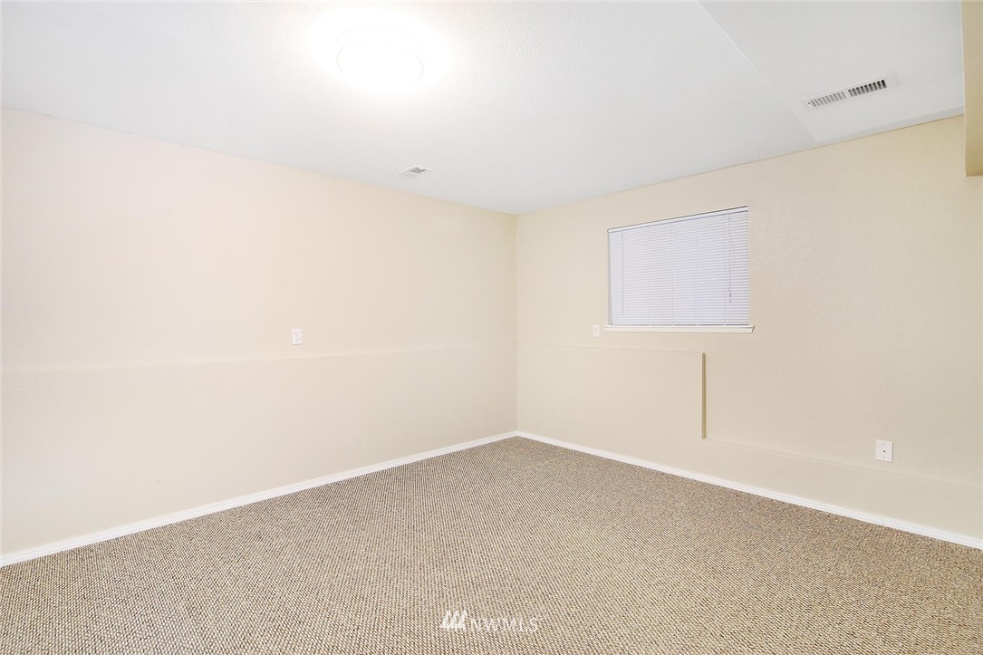 17529 17th Drive Southeast Bothell, WA 98012 - Photo 17 of 25