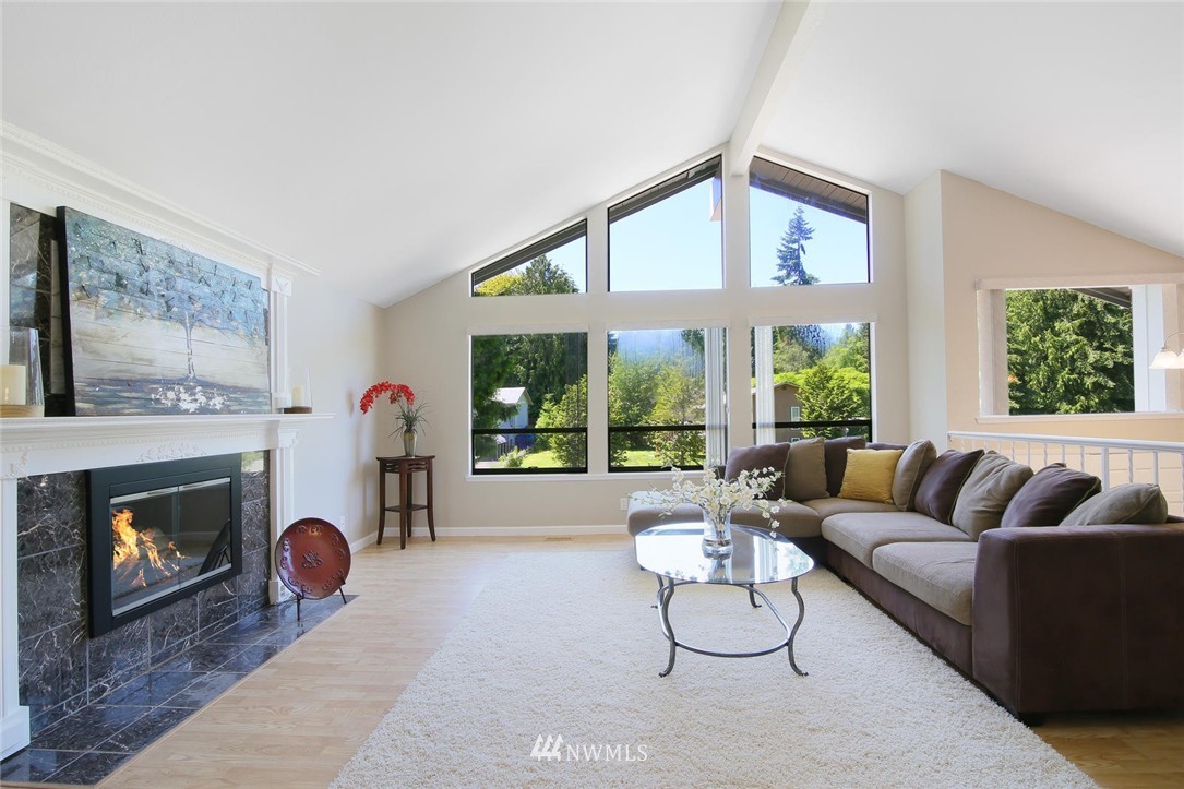 17529 17th Drive Southeast Bothell, WA 98012 - Photo 3 of 25