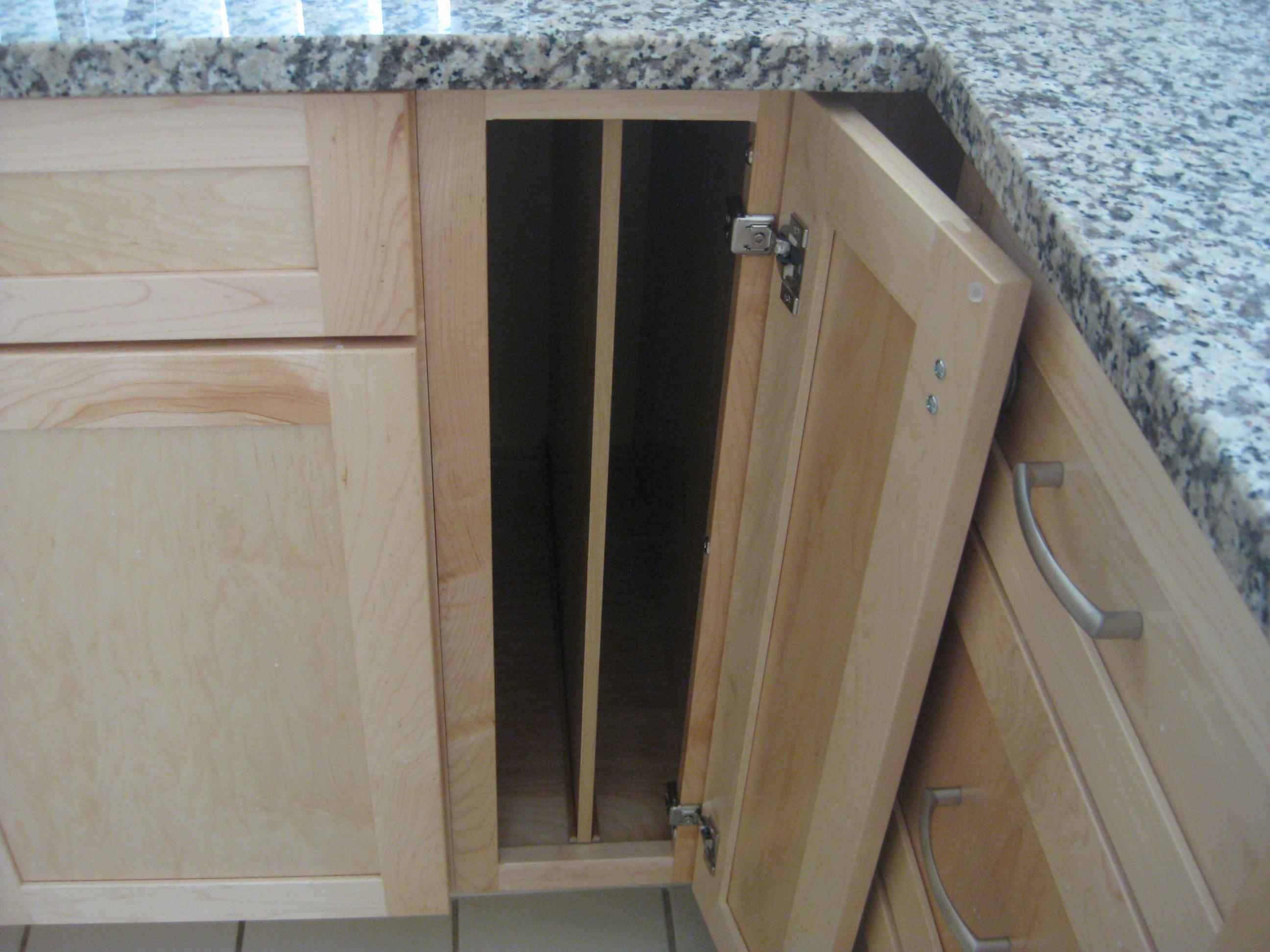 7734 Solimar Circle Boca Raton, FL 33433 - Photo 7 of 25 Base Cabinets