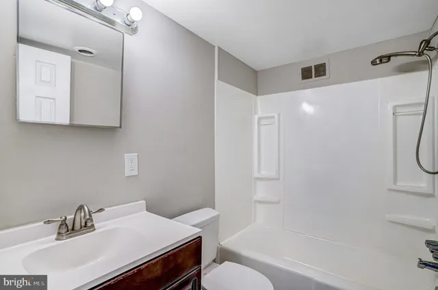 $315,000 | 4600 South Four Mile Run Drive, Unit 1203, Arlington, VA 22204