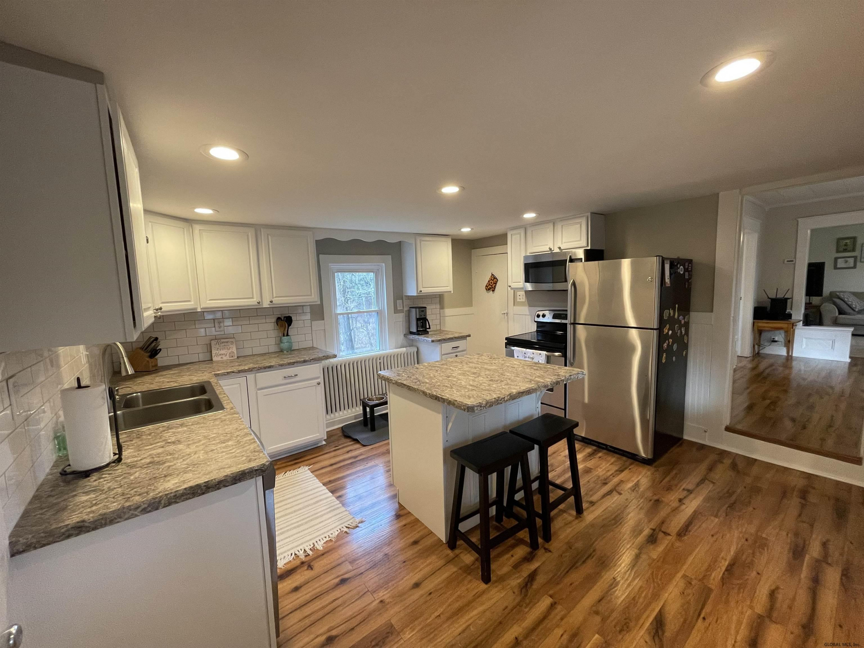 123 Spring Road Glenville, NY 12302 - Photo 2 of 58 Photo 2