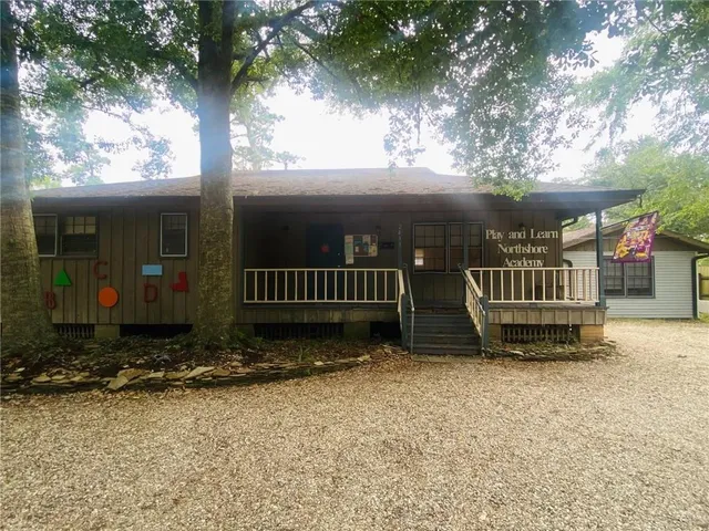 $329,000 | 2433 Monroe Street, Mandeville, LA 70448