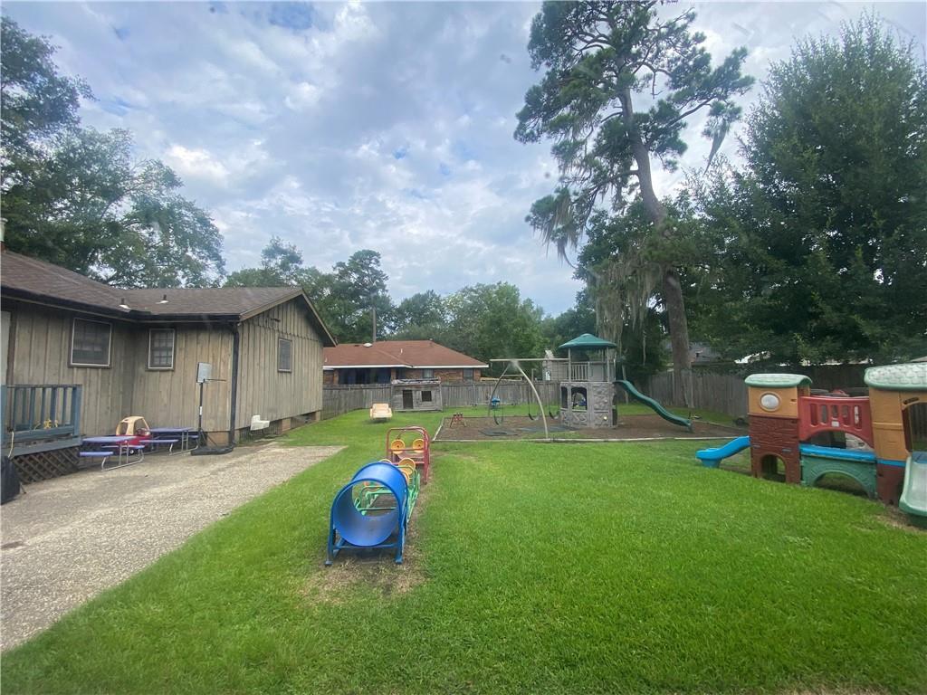 2433 Monroe Street Mandeville, LA 70448 - Photo 21 of 30