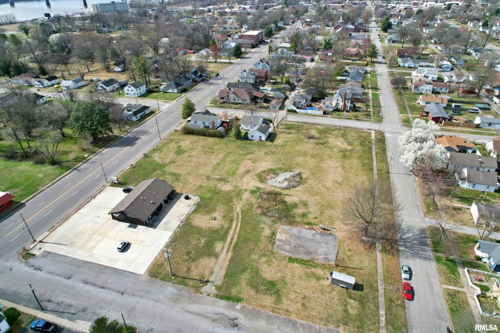 613 East 5th Street Metropolis, IL 62960 - Photo 14 of 18