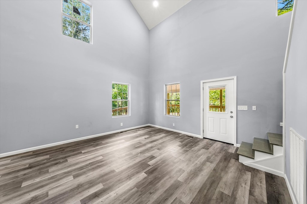2108 Cox Road Dandridge, TN 37725 - Photo 4 of 29