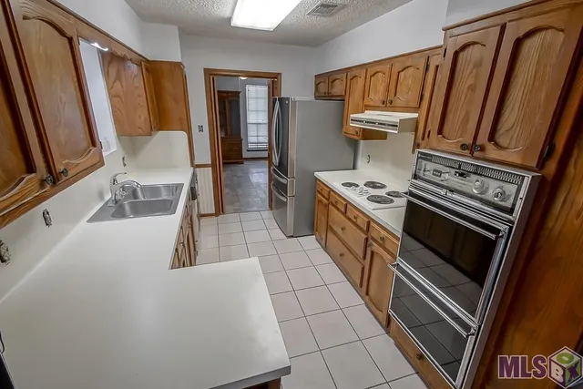 $299,000 | 5029 Herridge Drive, Baton Rouge, LA 70817