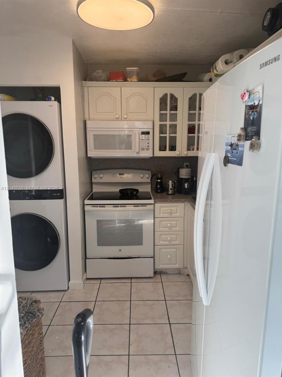 6901 Southwest 129th Avenue, Unit 4 Miami, FL 33183 - Photo 2 of 3