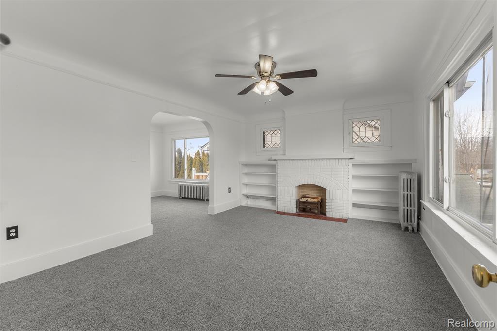 21551 Edison Street Dearborn, MI 48124 - Photo 4 of 29